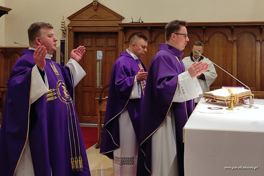 37 Eucharystia.jpg